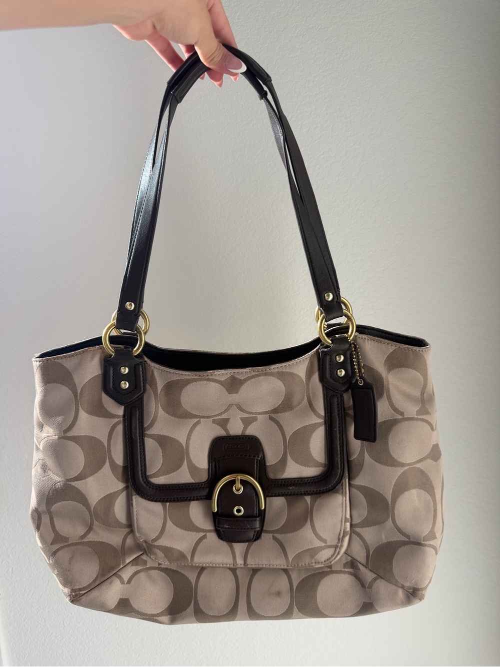 Coach Khaki and Brown Signature Shoulder Bag - Picture 4 of 8
